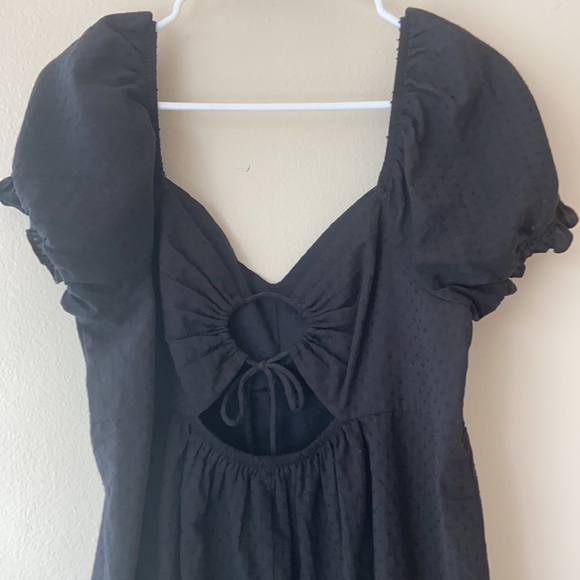 Keyhole Black Mini Dress - Picture 8 of 10